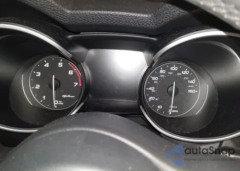 2018 Alfa Romeo Stelvio Awd из США, поврежденный, VIN ZASFAKAN0J7B85440